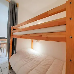 https://appartement-saint-lary-soulan-2-pieces-6-personnes-fr-1.midi-pyreneeshotels.com